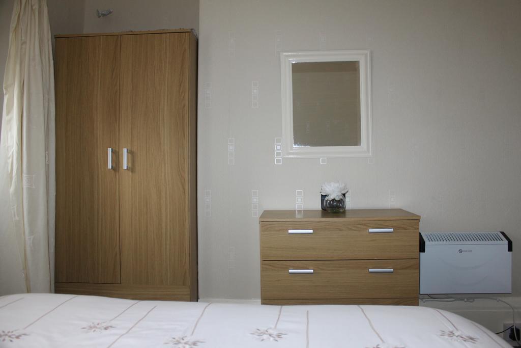 Parade Holiday Apartments Скарборо Номер фото